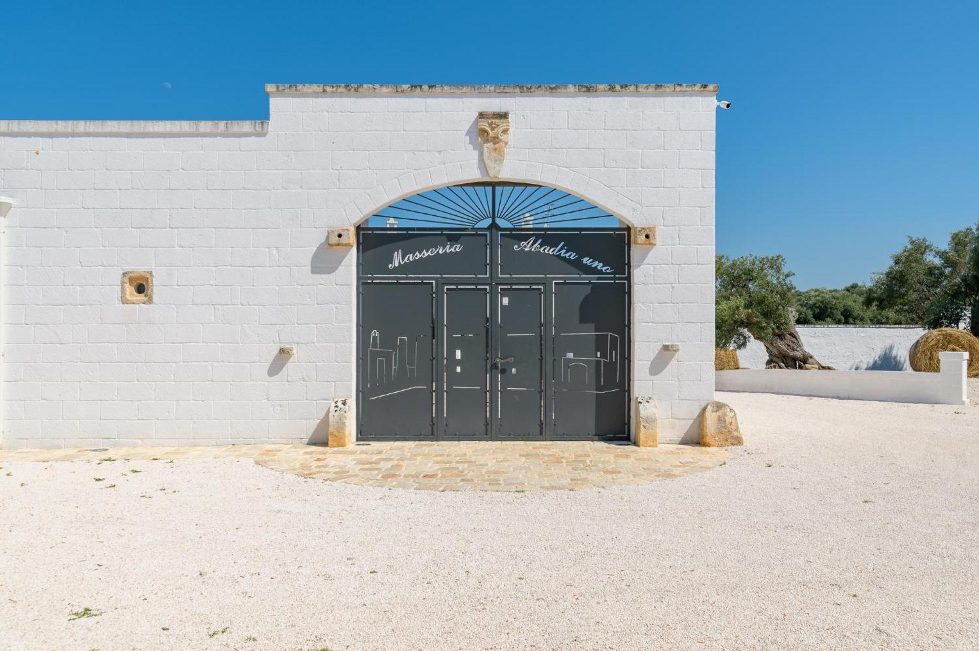 Masseria Abadia Uno Ostuni Exteriör bild