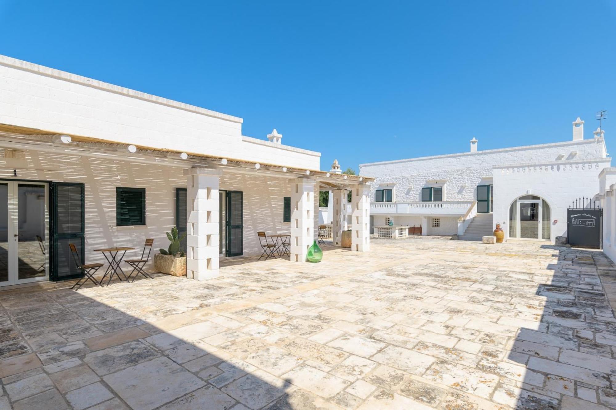 Masseria Abadia Uno Ostuni Exteriör bild