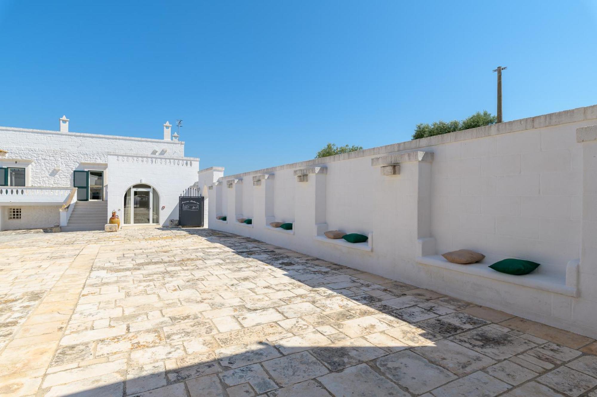 Masseria Abadia Uno Ostuni Exteriör bild