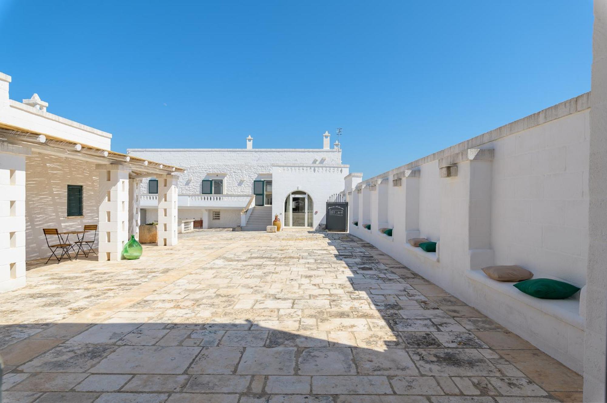 Masseria Abadia Uno Ostuni Exteriör bild