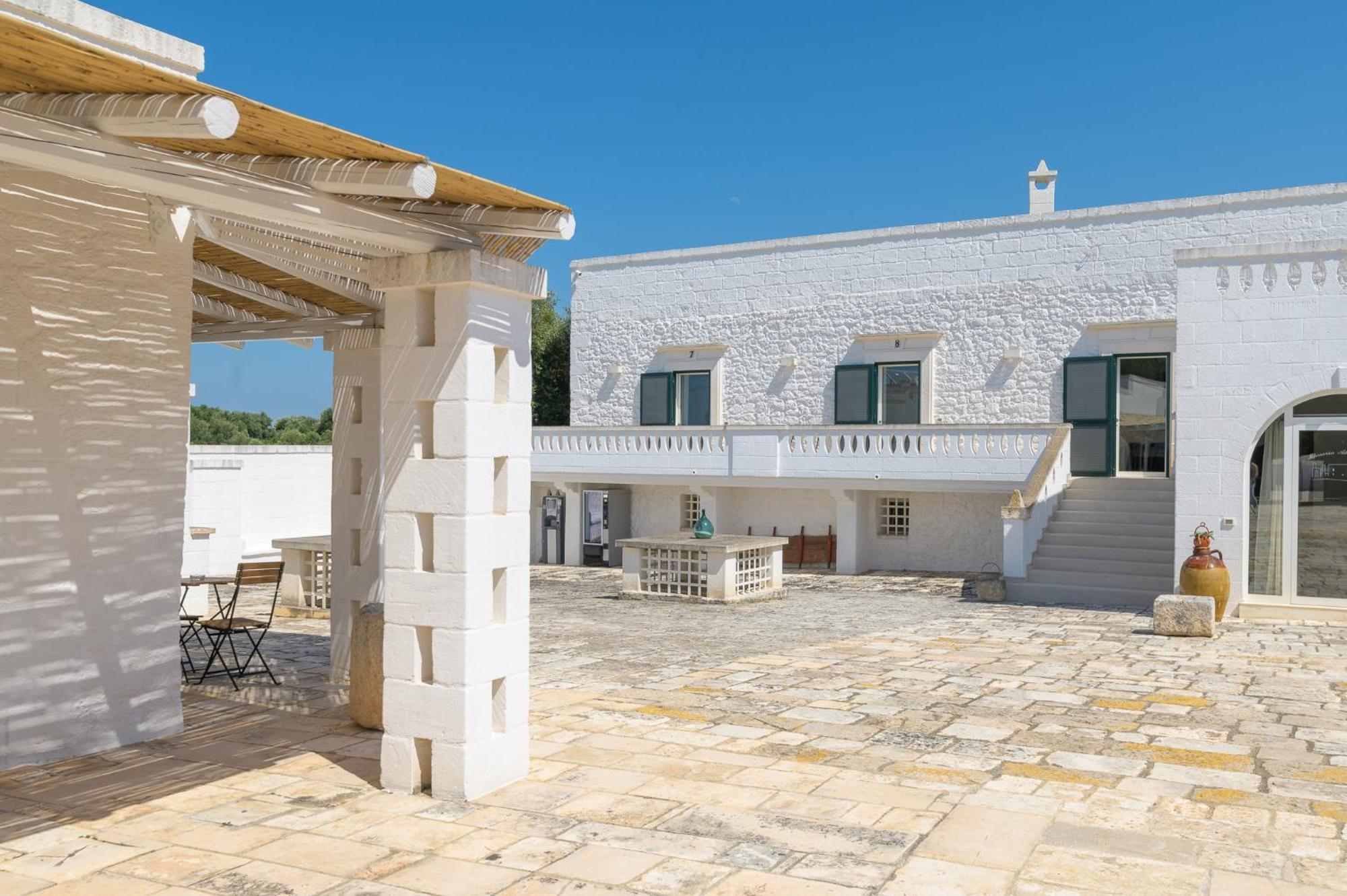 Masseria Abadia Uno Ostuni Exteriör bild